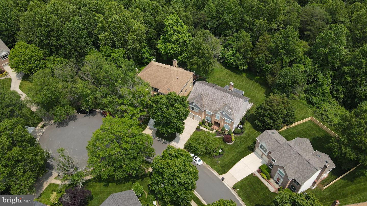 7905 WILLFIELD CT, FAIRFAX STATION, Virginia 22039, 5 Bedrooms Bedrooms, ,5 BathroomsBathrooms,Residential,For sale,7905 WILLFIELD CT,VAFX2248022 MLS # VAFX2248022