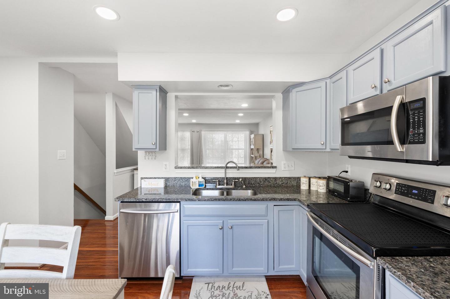 14291 NEWBERN LOOP, GAINESVILLE, Virginia 20155, 3 Bedrooms Bedrooms, ,1 BathroomBathrooms,Residential,For sale,14291 NEWBERN LOOP,VAPW2097318 MLS # VAPW2097318