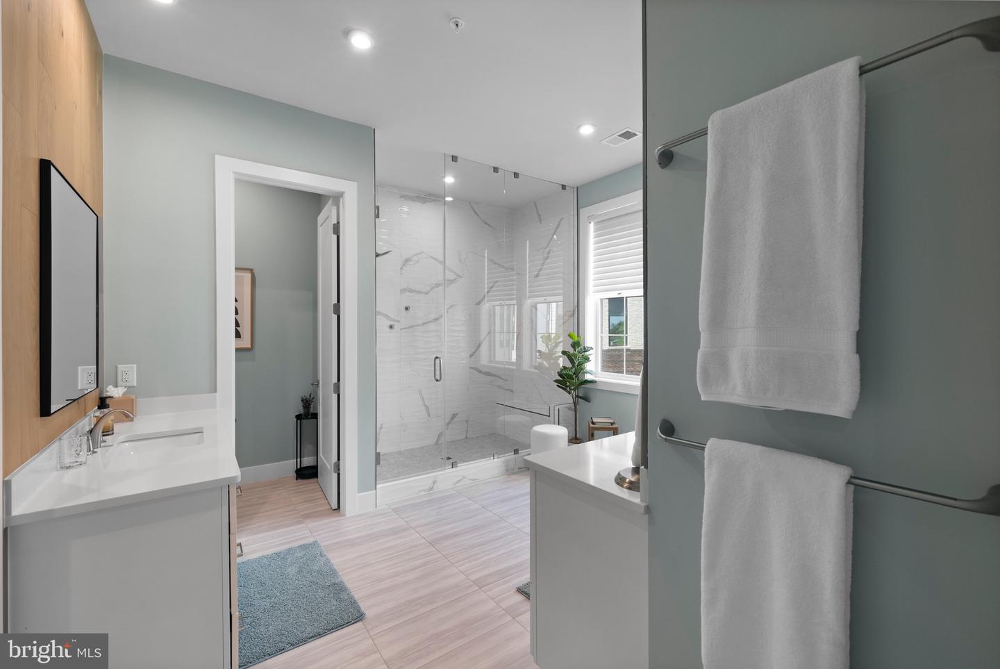 43442 CROSON LN #100, ASHBURN, Virginia 20148, 4 Bedrooms Bedrooms, ,3 BathroomsBathrooms,Residential,For sale,43442 CROSON LN #100,VALO2099838 MLS # VALO2099838