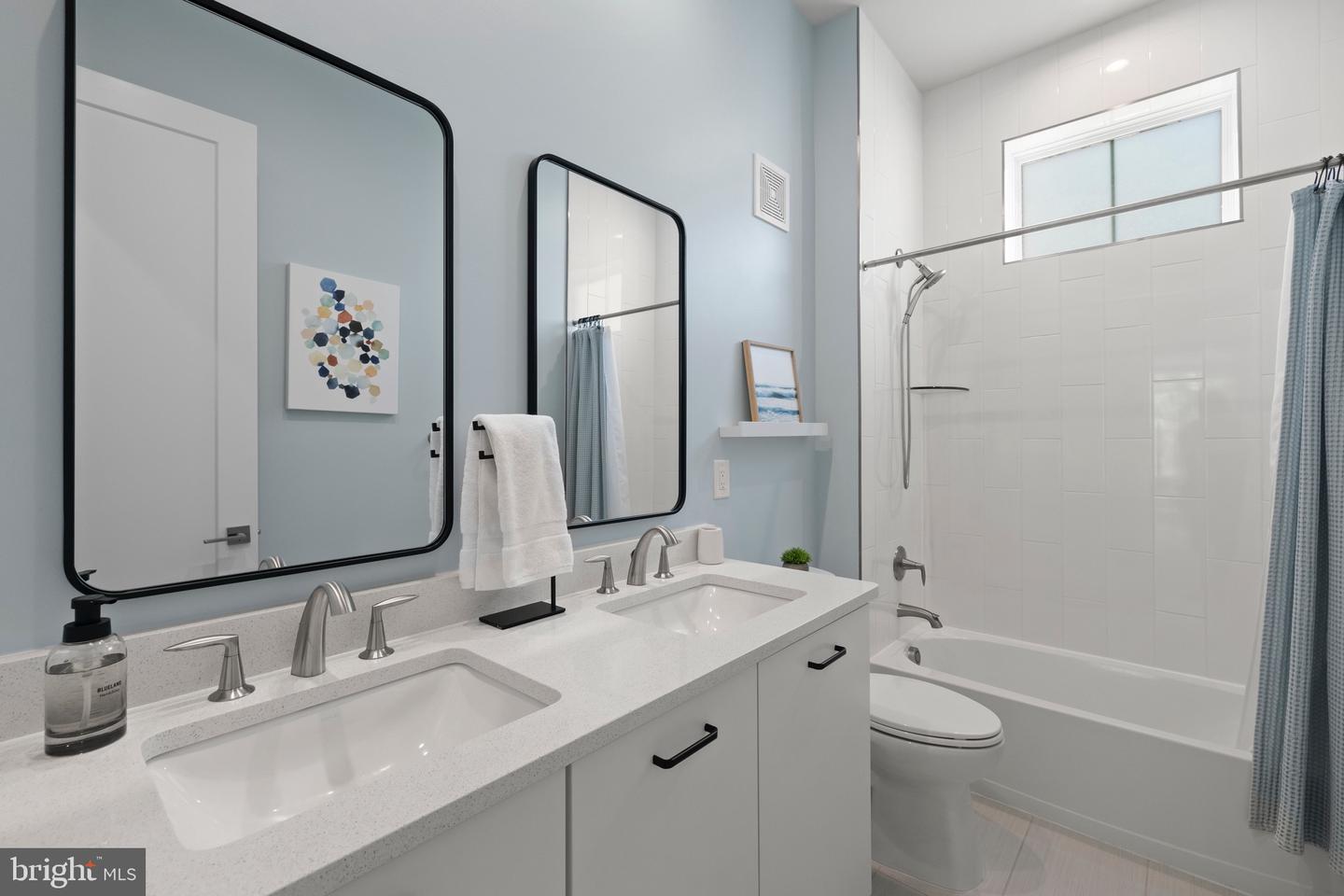 43442 CROSON LN #100, ASHBURN, Virginia 20148, 4 Bedrooms Bedrooms, ,3 BathroomsBathrooms,Residential,For sale,43442 CROSON LN #100,VALO2099838 MLS # VALO2099838