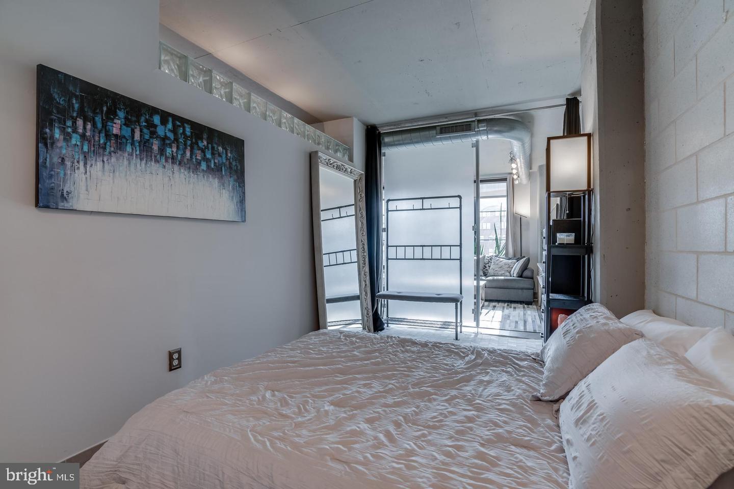 1133 14TH ST NW #1010, WASHINGTON, District Of Columbia 20005, 1 Bedroom Bedrooms, ,1 BathroomBathrooms,Residential,For sale,1133 14TH ST NW #1010,DCDC2206268 MLS # DCDC2206268
