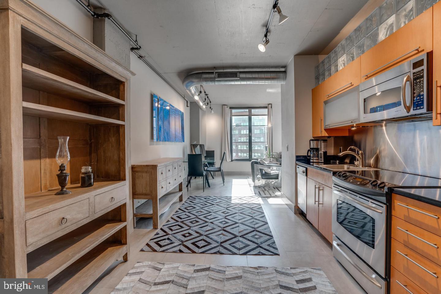 1133 14TH ST NW #1010, WASHINGTON, District Of Columbia 20005, 1 Bedroom Bedrooms, ,1 BathroomBathrooms,Residential,For sale,1133 14TH ST NW #1010,DCDC2206268 MLS # DCDC2206268
