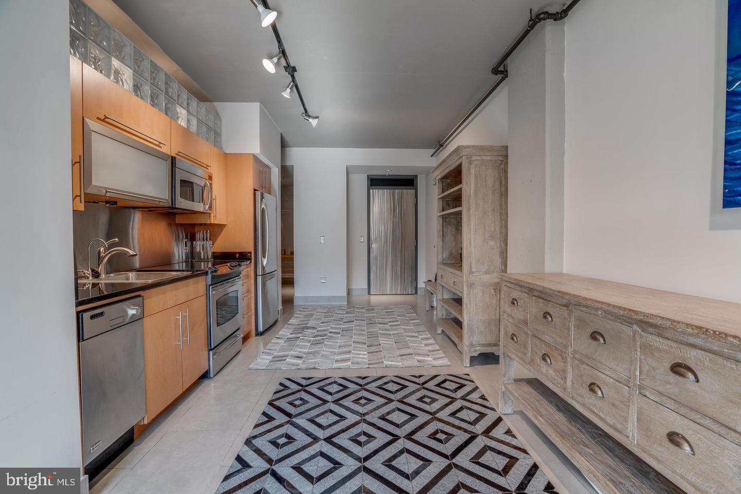1133 14TH ST NW #1010, WASHINGTON, District Of Columbia 20005, 1 Bedroom Bedrooms, ,1 BathroomBathrooms,Residential,For sale,1133 14TH ST NW #1010,DCDC2206268 MLS # DCDC2206268