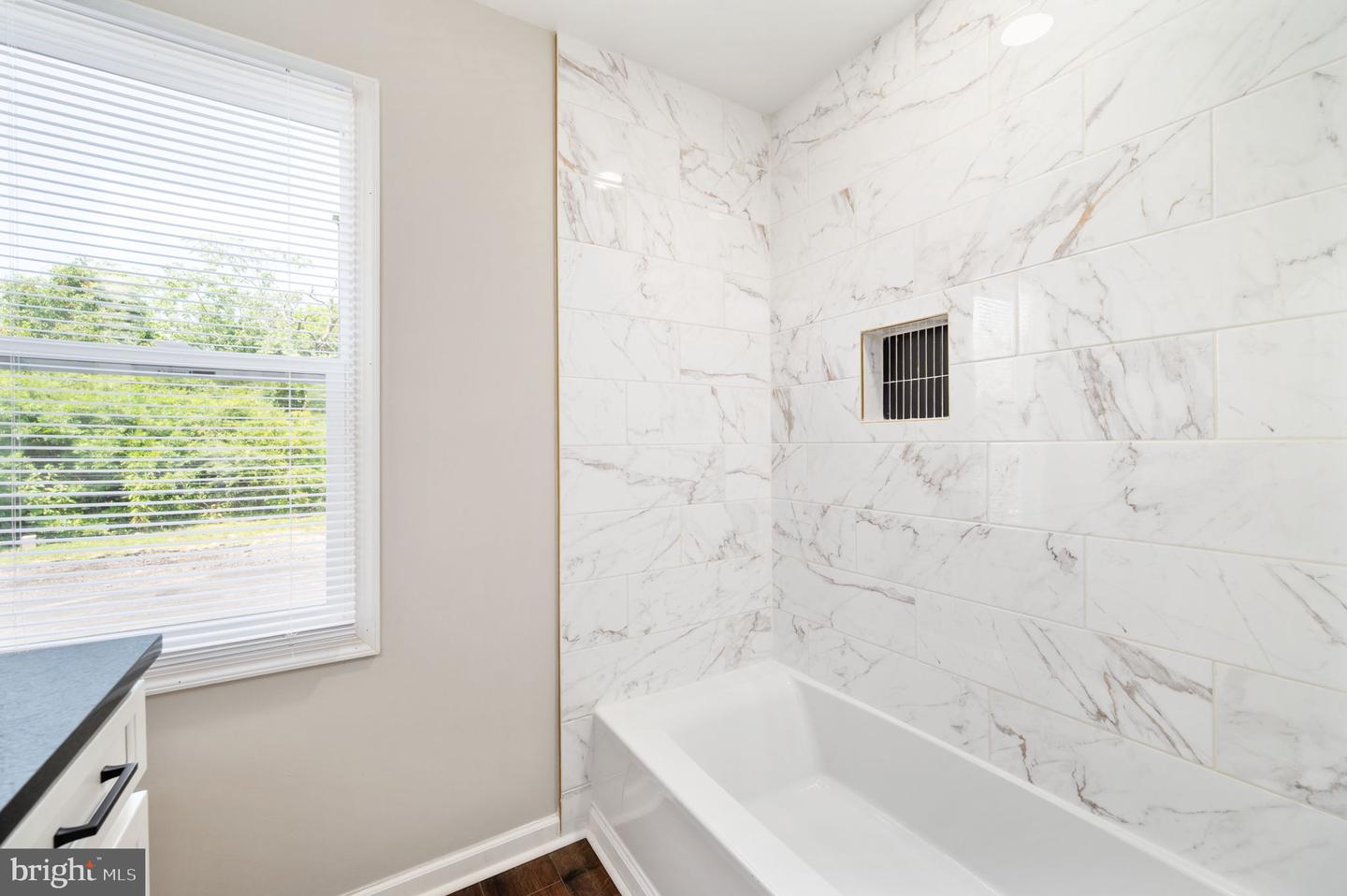 24 VIOLAS LN, FREDERICKSBURG, Virginia 22405, 3 Bedrooms Bedrooms, ,1 BathroomBathrooms,Residential,For sale,24 VIOLAS LN,VAST2040018 MLS # VAST2040018