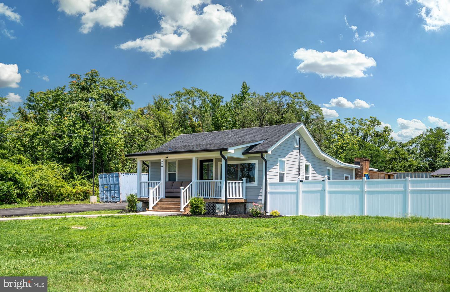24 VIOLAS LN, FREDERICKSBURG, Virginia 22405, 3 Bedrooms Bedrooms, ,1 BathroomBathrooms,Residential,For sale,24 VIOLAS LN,VAST2040018 MLS # VAST2040018