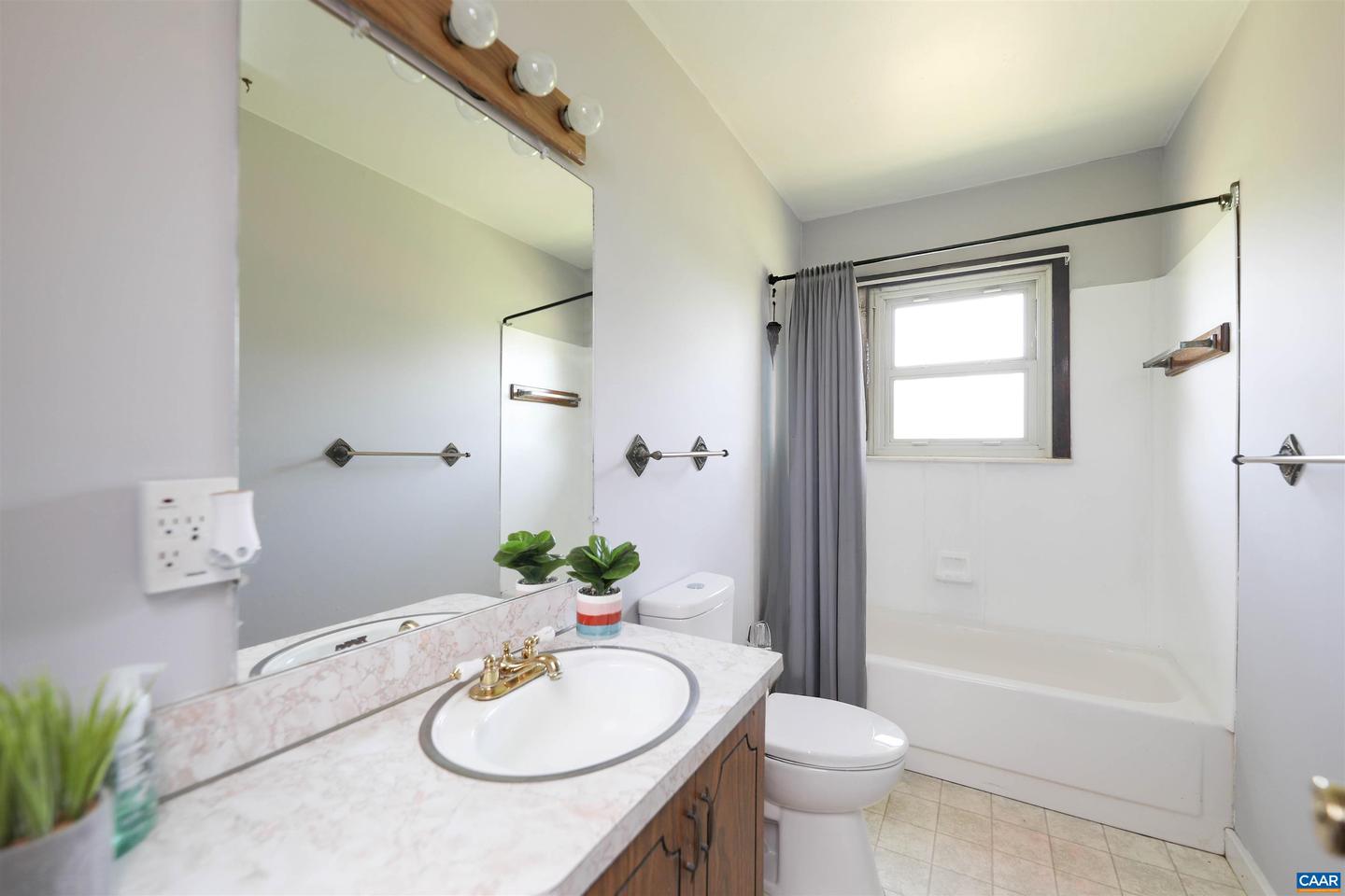 4160 DICKERSON RD, CHARLOTTESVILLE, Virginia 22911, 4 Bedrooms Bedrooms, ,2 BathroomsBathrooms,Residential,For sale,4160 DICKERSON RD,665926 MLS # 665926