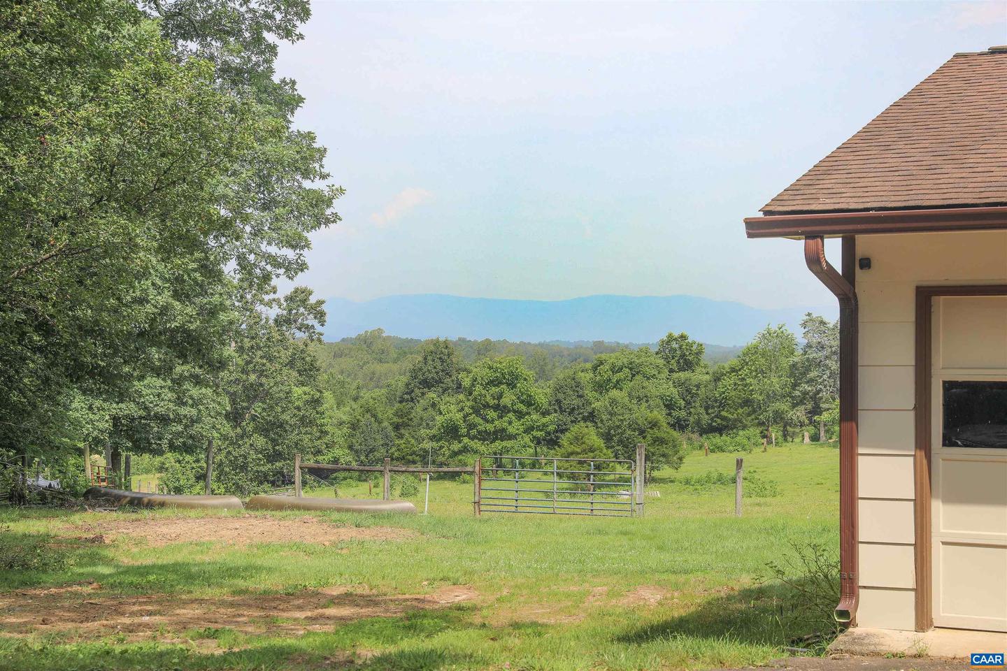 4160 DICKERSON RD, CHARLOTTESVILLE, Virginia 22911, 4 Bedrooms Bedrooms, ,2 BathroomsBathrooms,Residential,For sale,4160 DICKERSON RD,665926 MLS # 665926