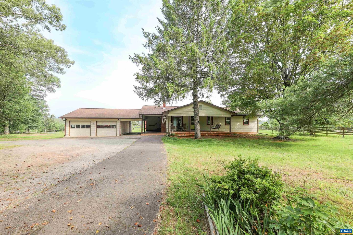 4160 DICKERSON RD, CHARLOTTESVILLE, Virginia 22911, 4 Bedrooms Bedrooms, ,2 BathroomsBathrooms,Residential,For sale,4160 DICKERSON RD,665926 MLS # 665926