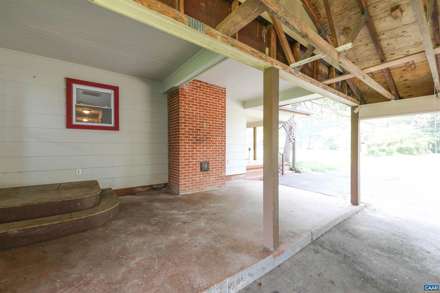 4160 DICKERSON RD, CHARLOTTESVILLE, Virginia 22911, 4 Bedrooms Bedrooms, ,2 BathroomsBathrooms,Residential,For sale,4160 DICKERSON RD,665926 MLS # 665926