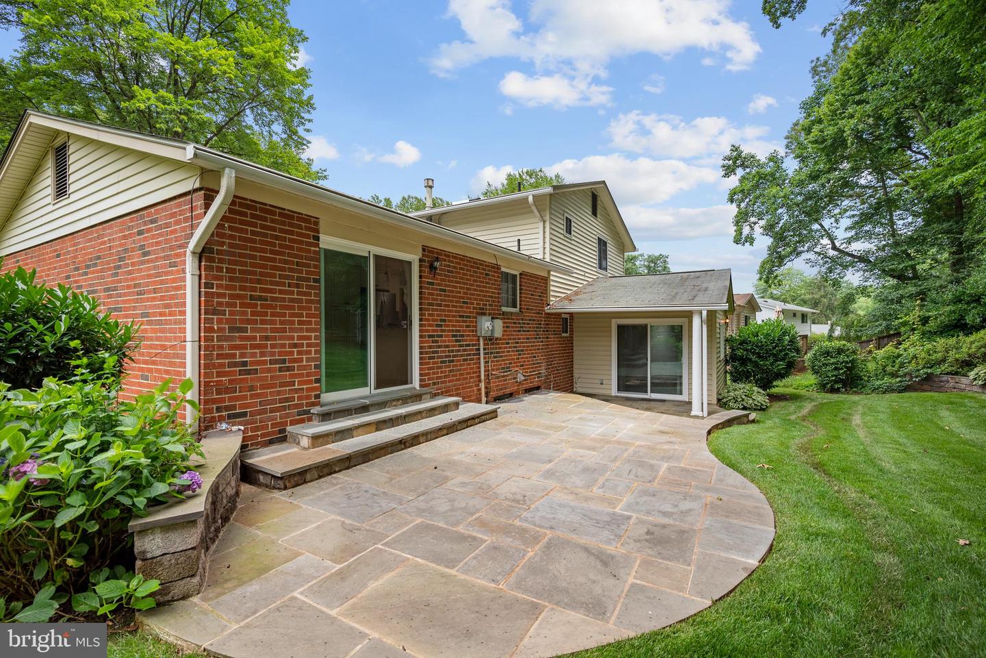 5208 GAINSBOROUGH DR, FAIRFAX, Virginia 22032, 4 Bedrooms Bedrooms, ,3 BathroomsBathrooms,Residential,For sale,5208 GAINSBOROUGH DR,VAFX2249362 MLS # VAFX2249362