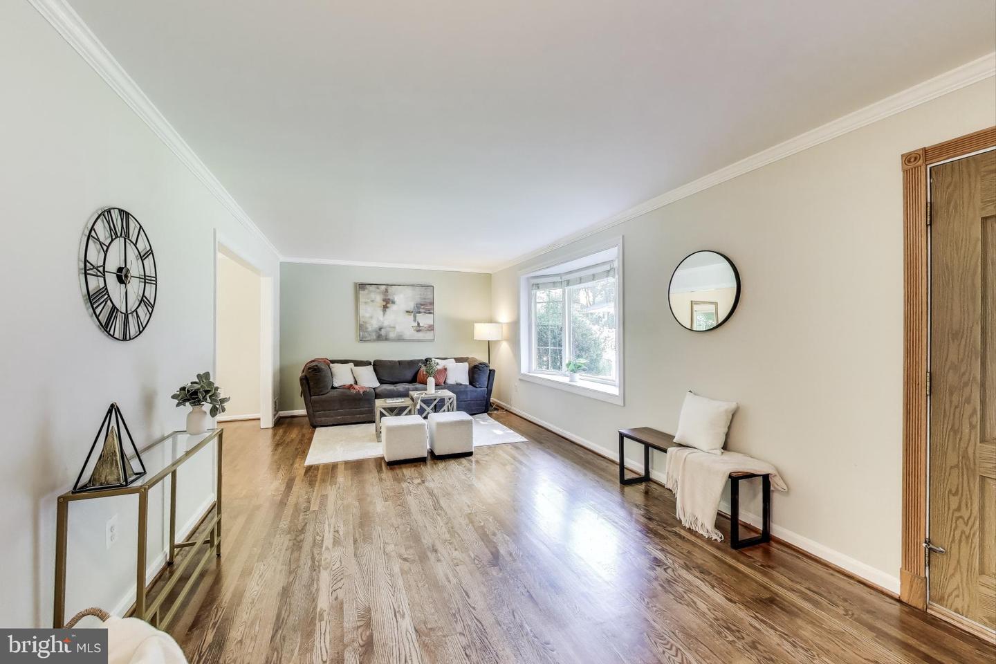 5208 GAINSBOROUGH DR, FAIRFAX, Virginia 22032, 4 Bedrooms Bedrooms, ,3 BathroomsBathrooms,Residential,For sale,5208 GAINSBOROUGH DR,VAFX2249362 MLS # VAFX2249362