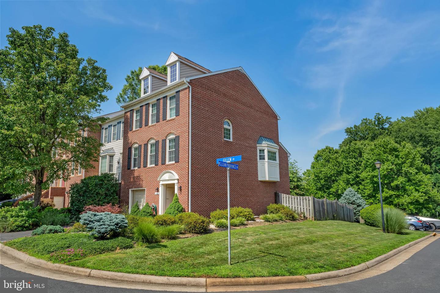 2089 GILLEN LN, FALLS CHURCH, Virginia 22043, 3 Bedrooms Bedrooms, ,2 BathroomsBathrooms,Residential,For sale,2089 GILLEN LN,VAFX2249424 MLS # VAFX2249424