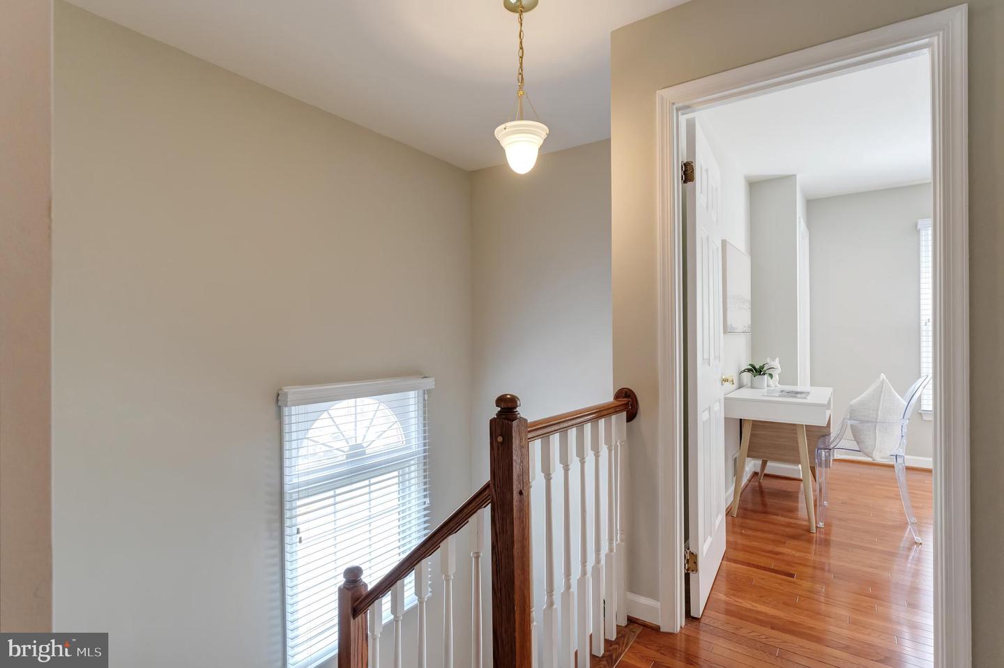 2089 GILLEN LN, FALLS CHURCH, Virginia 22043, 3 Bedrooms Bedrooms, ,2 BathroomsBathrooms,Residential,For sale,2089 GILLEN LN,VAFX2249424 MLS # VAFX2249424