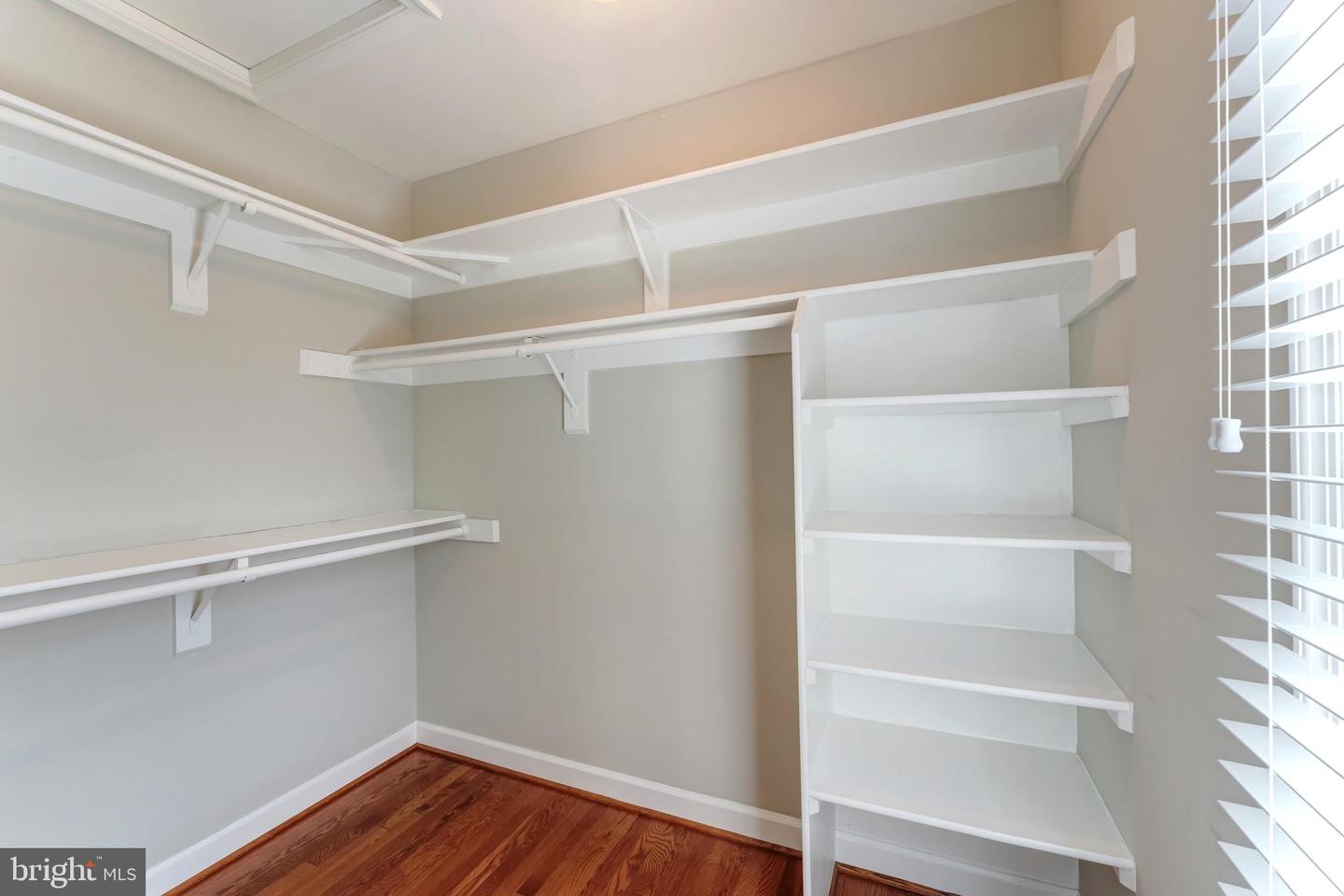 2089 GILLEN LN, FALLS CHURCH, Virginia 22043, 3 Bedrooms Bedrooms, ,2 BathroomsBathrooms,Residential,For sale,2089 GILLEN LN,VAFX2249424 MLS # VAFX2249424