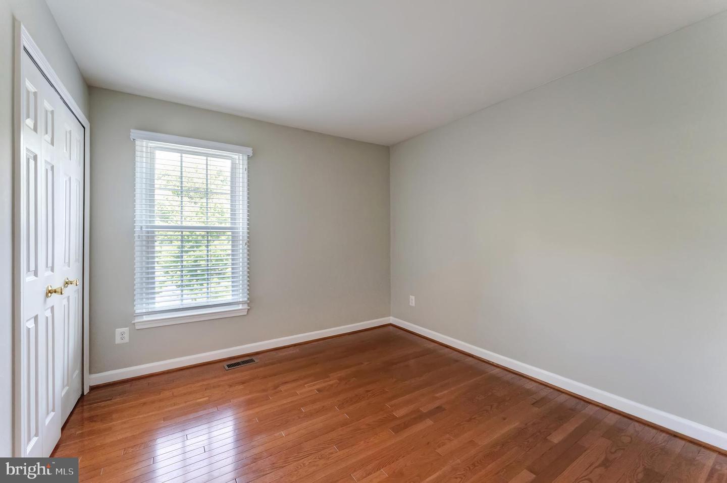2089 GILLEN LN, FALLS CHURCH, Virginia 22043, 3 Bedrooms Bedrooms, ,2 BathroomsBathrooms,Residential,For sale,2089 GILLEN LN,VAFX2249424 MLS # VAFX2249424