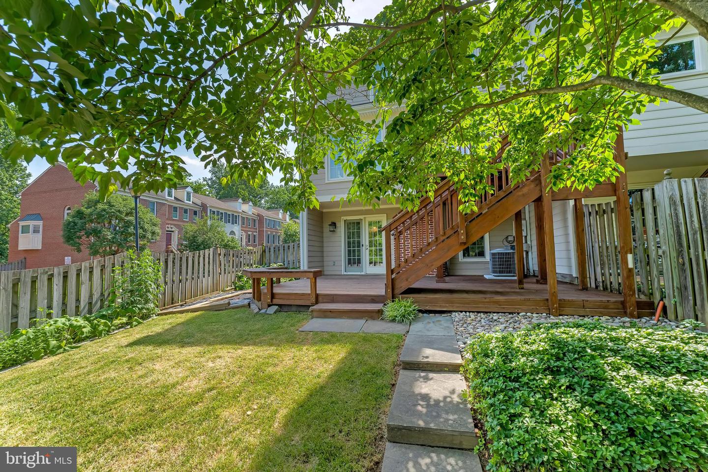 2089 GILLEN LN, FALLS CHURCH, Virginia 22043, 3 Bedrooms Bedrooms, ,2 BathroomsBathrooms,Residential,For sale,2089 GILLEN LN,VAFX2249424 MLS # VAFX2249424