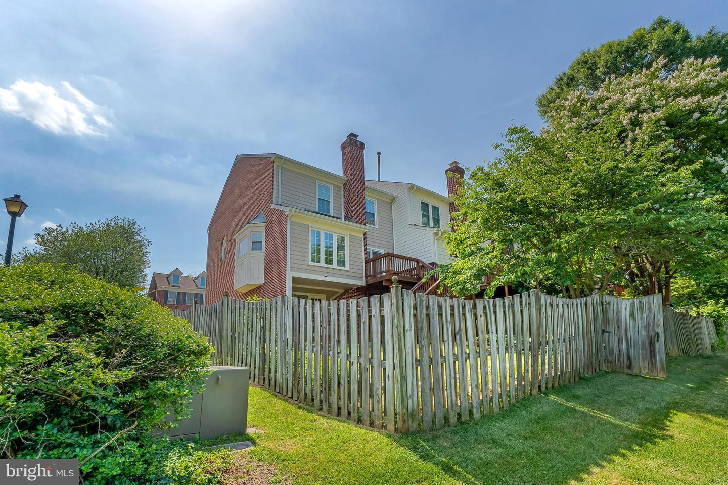 2089 GILLEN LN, FALLS CHURCH, Virginia 22043, 3 Bedrooms Bedrooms, ,2 BathroomsBathrooms,Residential,For sale,2089 GILLEN LN,VAFX2249424 MLS # VAFX2249424