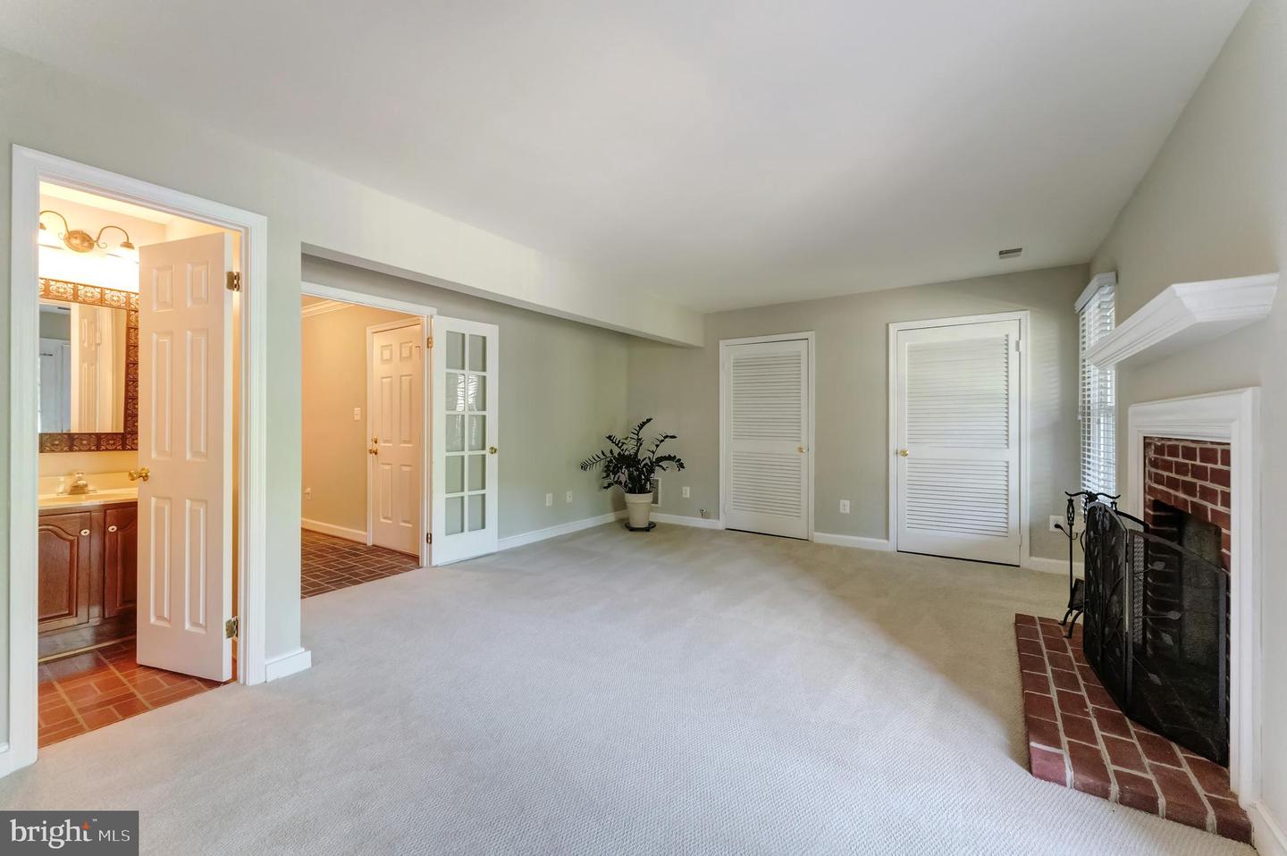 2089 GILLEN LN, FALLS CHURCH, Virginia 22043, 3 Bedrooms Bedrooms, ,2 BathroomsBathrooms,Residential,For sale,2089 GILLEN LN,VAFX2249424 MLS # VAFX2249424