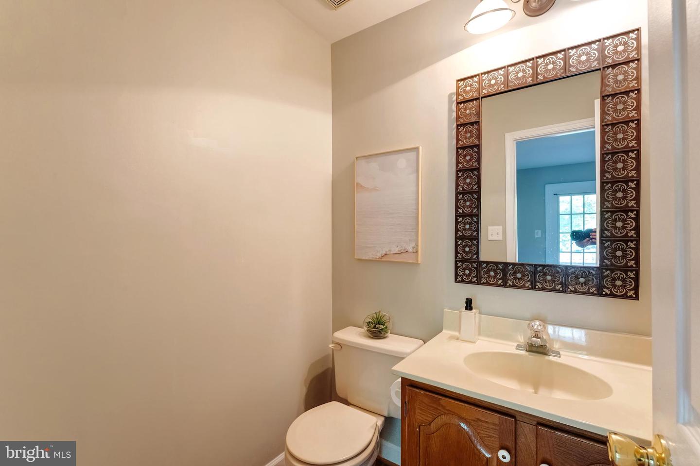 2089 GILLEN LN, FALLS CHURCH, Virginia 22043, 3 Bedrooms Bedrooms, ,2 BathroomsBathrooms,Residential,For sale,2089 GILLEN LN,VAFX2249424 MLS # VAFX2249424
