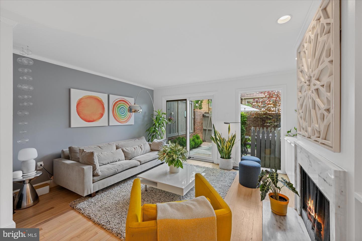 4357 EMBASSY PARK DR NW, WASHINGTON, District Of Columbia 20016, 3 Bedrooms Bedrooms, ,2 BathroomsBathrooms,Residential,For sale,4357 EMBASSY PARK DR NW,DCDC2207022 MLS # DCDC2207022