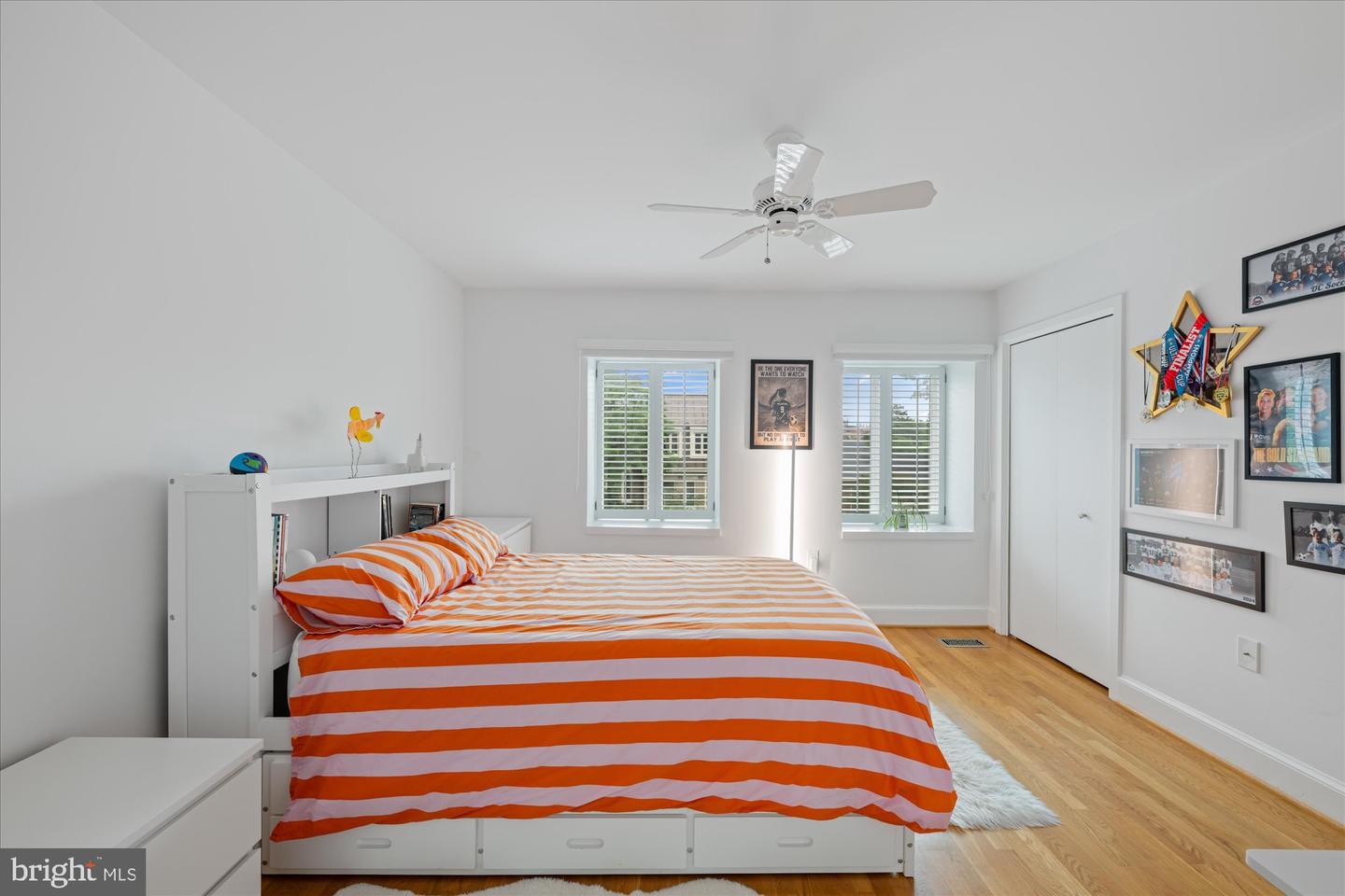 4357 EMBASSY PARK DR NW, WASHINGTON, District Of Columbia 20016, 3 Bedrooms Bedrooms, ,2 BathroomsBathrooms,Residential,For sale,4357 EMBASSY PARK DR NW,DCDC2207022 MLS # DCDC2207022