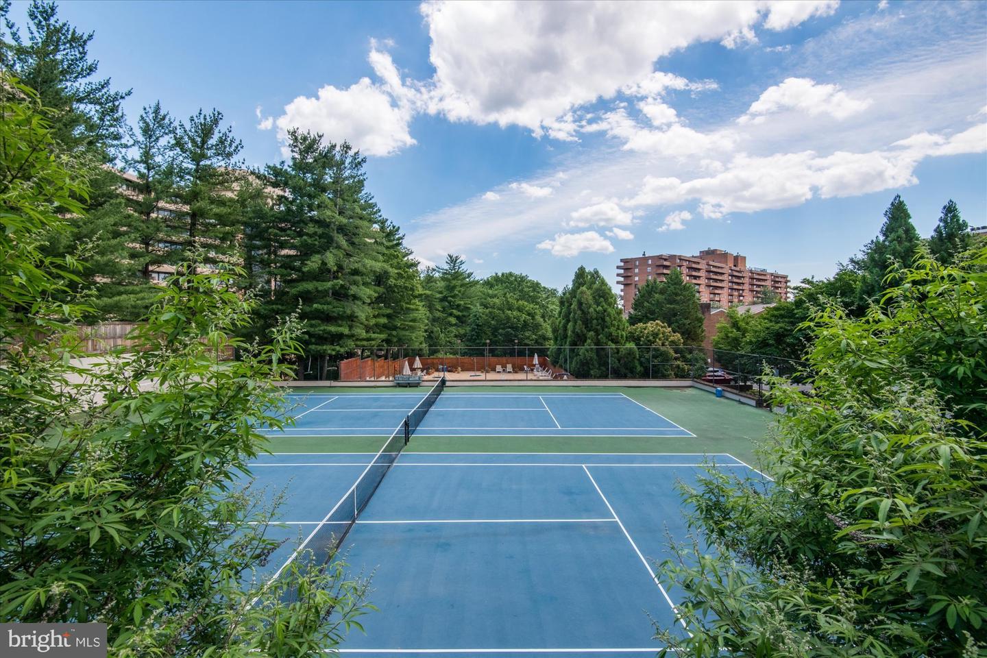 4357 EMBASSY PARK DR NW, WASHINGTON, District Of Columbia 20016, 3 Bedrooms Bedrooms, ,2 BathroomsBathrooms,Residential,For sale,4357 EMBASSY PARK DR NW,DCDC2207022 MLS # DCDC2207022