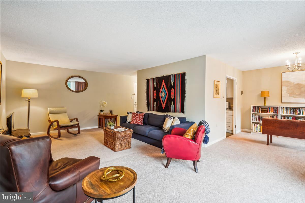 2500 N VAN DORN #326, ALEXANDRIA, Virginia 22302, 2 Bedrooms Bedrooms, ,1 BathroomBathrooms,Residential,For sale,2500 N VAN DORN #326,VAAX2046820 MLS # VAAX2046820