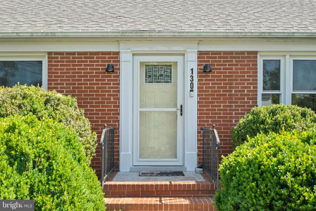 130 MORNINGSIDE DR, CULPEPER, Virginia 22701, 3 Bedrooms Bedrooms, ,2 BathroomsBathrooms,Residential,130 MORNINGSIDE DR,VACU2010836 MLS # VACU2010836