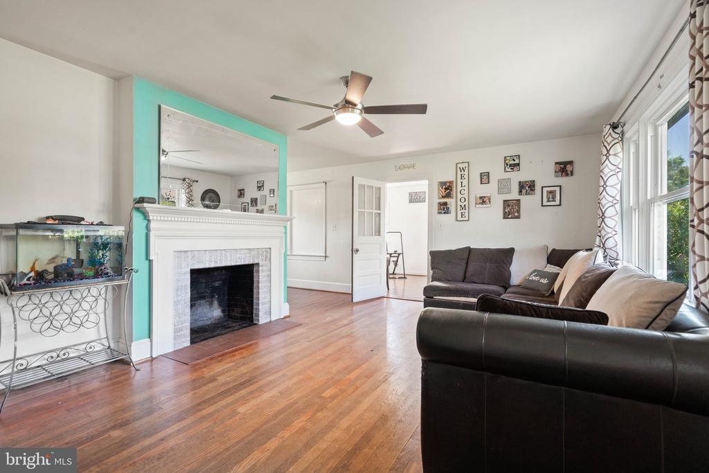 130 MORNINGSIDE DR, CULPEPER, Virginia 22701, 3 Bedrooms Bedrooms, ,2 BathroomsBathrooms,Residential,130 MORNINGSIDE DR,VACU2010836 MLS # VACU2010836