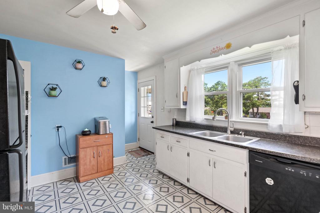 130 MORNINGSIDE DR, CULPEPER, Virginia 22701, 3 Bedrooms Bedrooms, ,2 BathroomsBathrooms,Residential,130 MORNINGSIDE DR,VACU2010836 MLS # VACU2010836