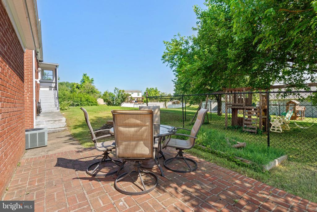 130 MORNINGSIDE DR, CULPEPER, Virginia 22701, 3 Bedrooms Bedrooms, ,2 BathroomsBathrooms,Residential,130 MORNINGSIDE DR,VACU2010836 MLS # VACU2010836