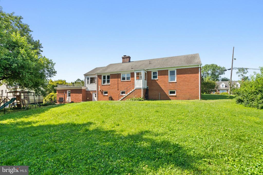 130 MORNINGSIDE DR, CULPEPER, Virginia 22701, 3 Bedrooms Bedrooms, ,2 BathroomsBathrooms,Residential,130 MORNINGSIDE DR,VACU2010836 MLS # VACU2010836