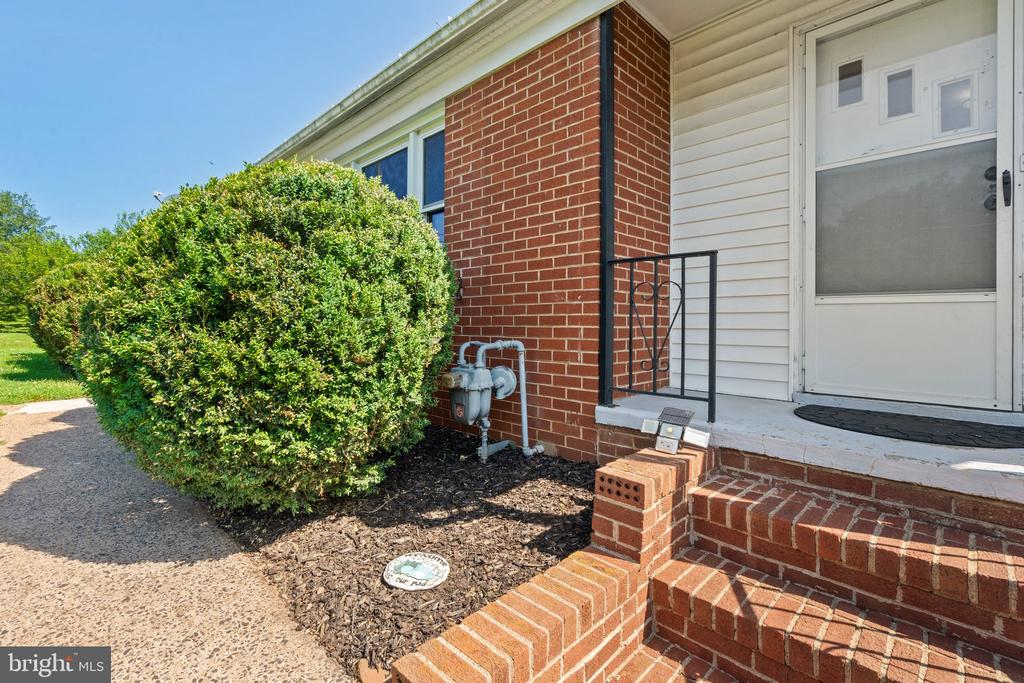 130 MORNINGSIDE DR, CULPEPER, Virginia 22701, 3 Bedrooms Bedrooms, ,2 BathroomsBathrooms,Residential,130 MORNINGSIDE DR,VACU2010836 MLS # VACU2010836