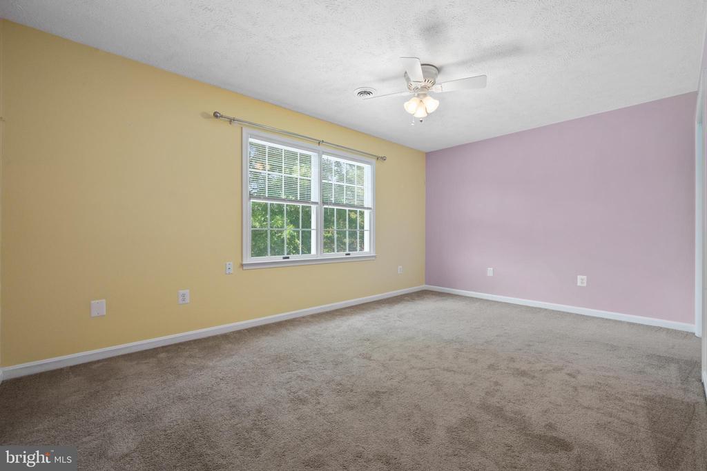 7032 E JUSTIN CT E, WARRENTON, Virginia 20186, 3 Bedrooms Bedrooms, ,2 BathroomsBathrooms,Residential,7032 E JUSTIN CT E,VAFQ2017160 MLS # VAFQ2017160