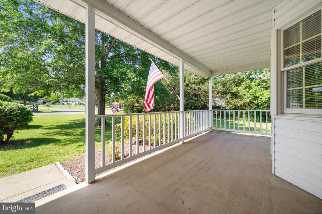 7032 E JUSTIN CT E, WARRENTON, Virginia 20186, 3 Bedrooms Bedrooms, ,2 BathroomsBathrooms,Residential,7032 E JUSTIN CT E,VAFQ2017160 MLS # VAFQ2017160