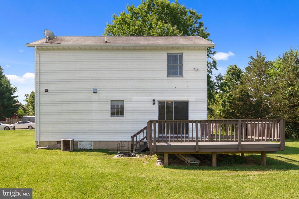 7032 E JUSTIN CT E, WARRENTON, Virginia 20186, 3 Bedrooms Bedrooms, ,2 BathroomsBathrooms,Residential,7032 E JUSTIN CT E,VAFQ2017160 MLS # VAFQ2017160