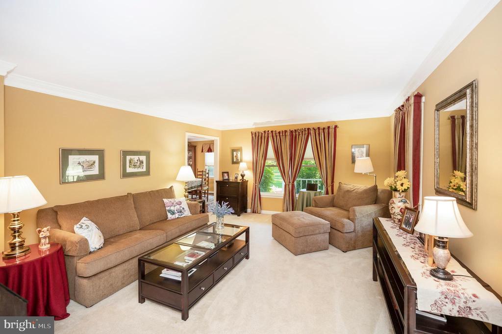 10415 SHAW DR, SPOTSYLVANIA, Virginia 22553, 4 Bedrooms Bedrooms, ,2 BathroomsBathrooms,Residential,10415 SHAW DR,VASP2034128 MLS # VASP2034128