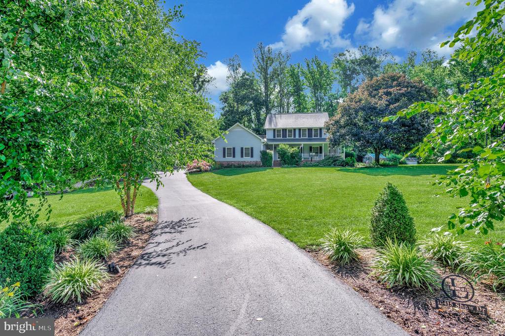 10415 SHAW DR, SPOTSYLVANIA, Virginia 22553, 4 Bedrooms Bedrooms, ,2 BathroomsBathrooms,Residential,10415 SHAW DR,VASP2034128 MLS # VASP2034128