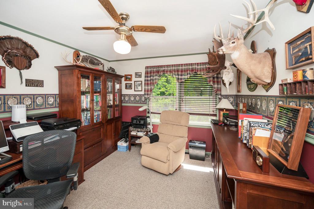 10415 SHAW DR, SPOTSYLVANIA, Virginia 22553, 4 Bedrooms Bedrooms, ,2 BathroomsBathrooms,Residential,10415 SHAW DR,VASP2034128 MLS # VASP2034128