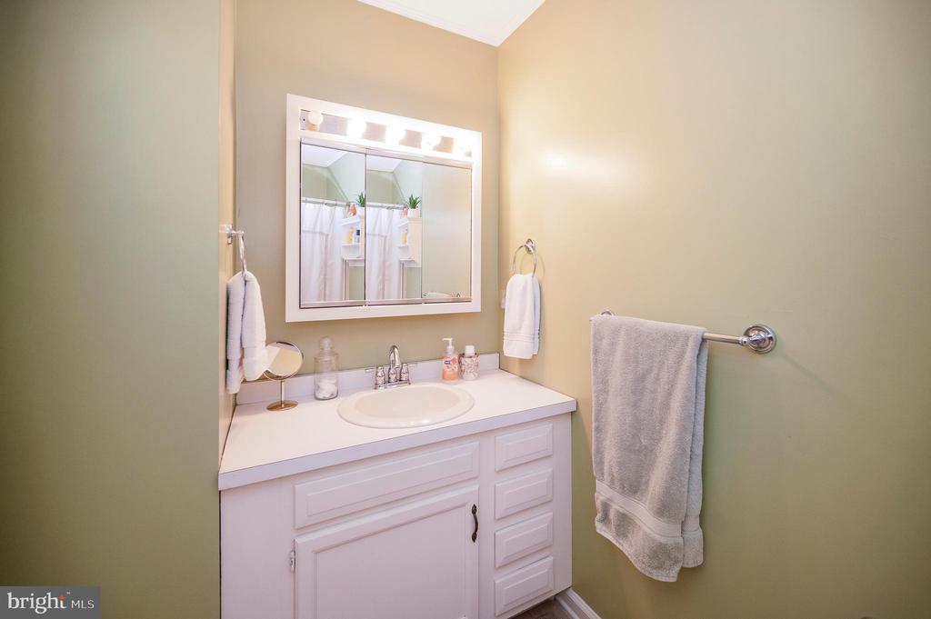 10415 SHAW DR, SPOTSYLVANIA, Virginia 22553, 4 Bedrooms Bedrooms, ,2 BathroomsBathrooms,Residential,10415 SHAW DR,VASP2034128 MLS # VASP2034128