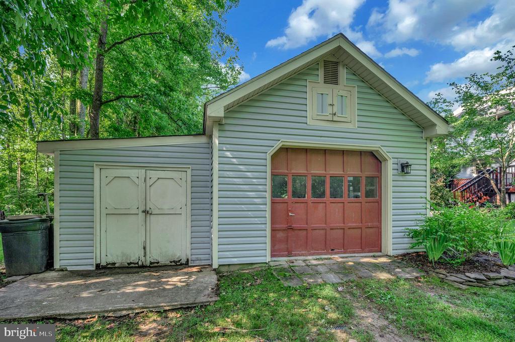 10415 SHAW DR, SPOTSYLVANIA, Virginia 22553, 4 Bedrooms Bedrooms, ,2 BathroomsBathrooms,Residential,10415 SHAW DR,VASP2034128 MLS # VASP2034128