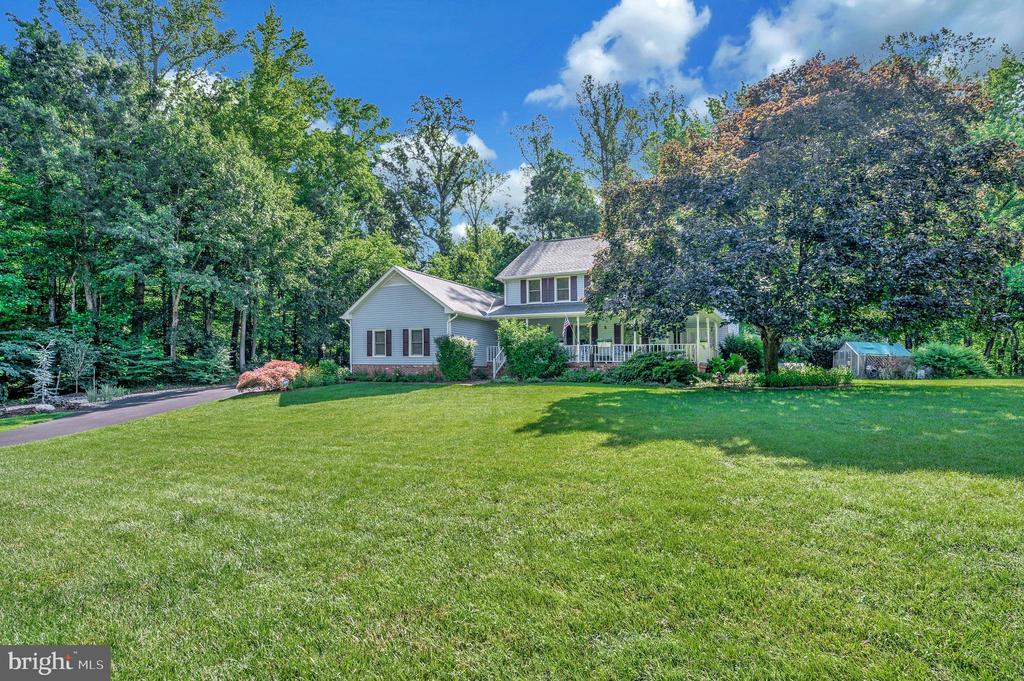 10415 SHAW DR, SPOTSYLVANIA, Virginia 22553, 4 Bedrooms Bedrooms, ,2 BathroomsBathrooms,Residential,10415 SHAW DR,VASP2034128 MLS # VASP2034128