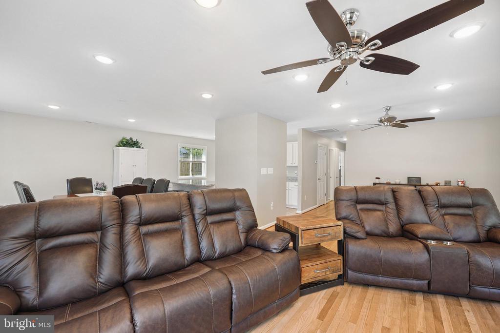 7002 WILD TURKEY DR, SPOTSYLVANIA, Virginia 22553, 4 Bedrooms Bedrooms, ,2 BathroomsBathrooms,Residential,7002 WILD TURKEY DR,VASP2034238 MLS # VASP2034238