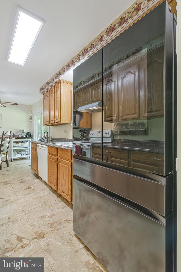 1202 FORESTVILLE DR, GREAT FALLS, Virginia 22066, 5 Bedrooms Bedrooms, ,3 BathroomsBathrooms,Residential,For sale,1202 FORESTVILLE DR,VAFX2249902 MLS # VAFX2249902