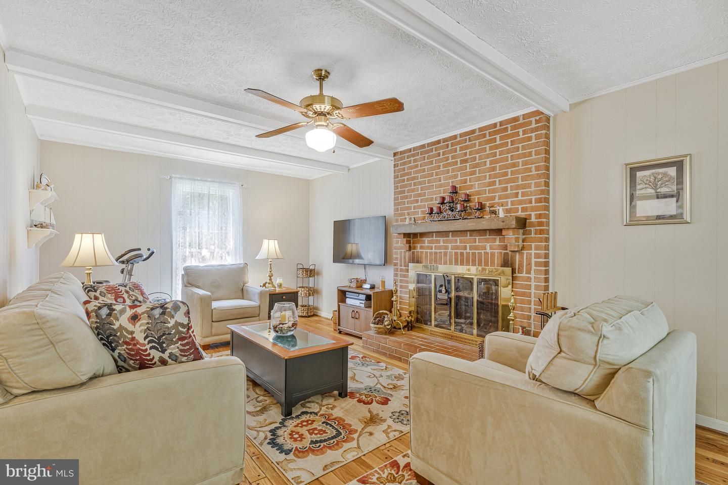 1202 FORESTVILLE DR, GREAT FALLS, Virginia 22066, 5 Bedrooms Bedrooms, ,3 BathroomsBathrooms,Residential,For sale,1202 FORESTVILLE DR,VAFX2249902 MLS # VAFX2249902