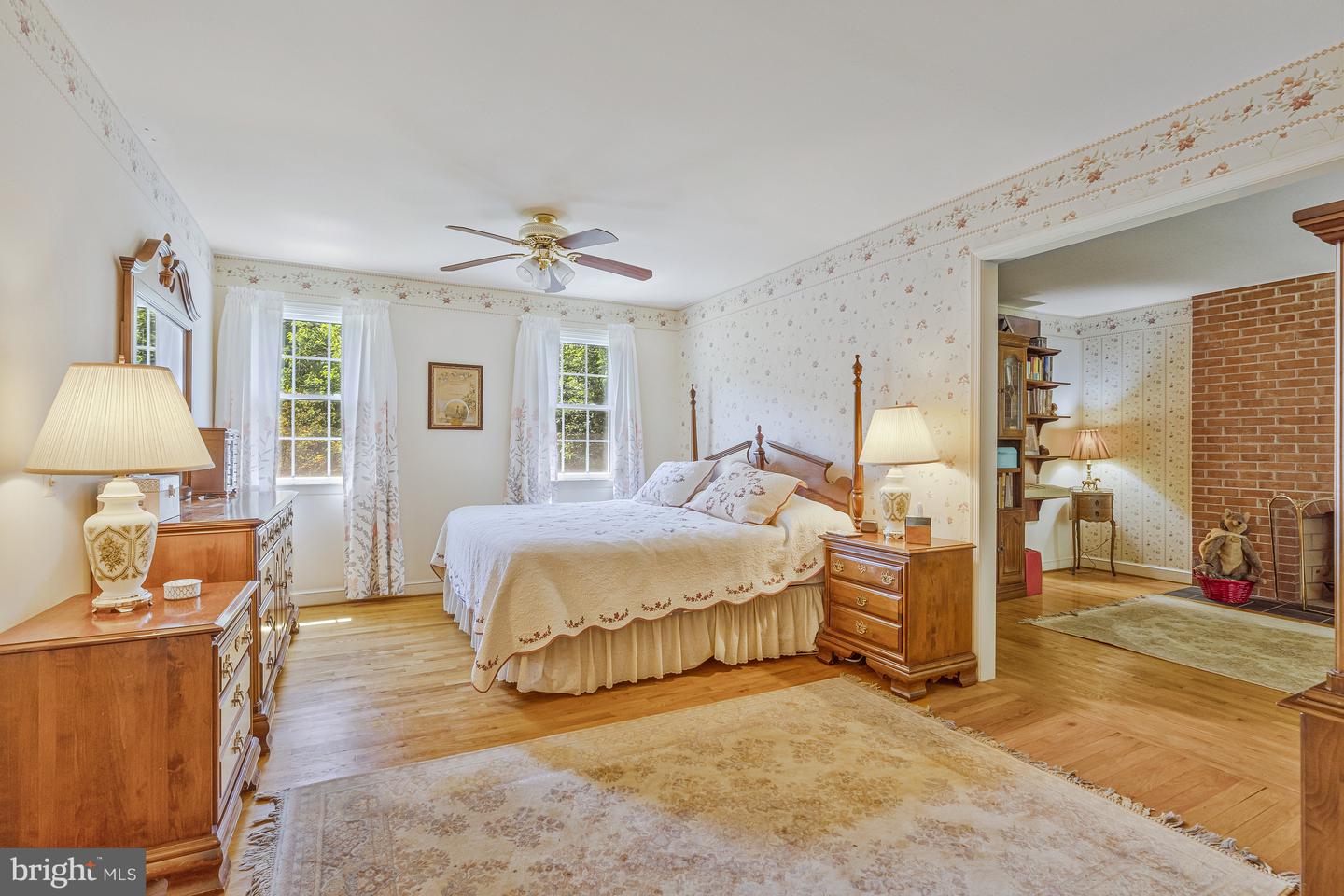 1202 FORESTVILLE DR, GREAT FALLS, Virginia 22066, 5 Bedrooms Bedrooms, ,3 BathroomsBathrooms,Residential,For sale,1202 FORESTVILLE DR,VAFX2249902 MLS # VAFX2249902