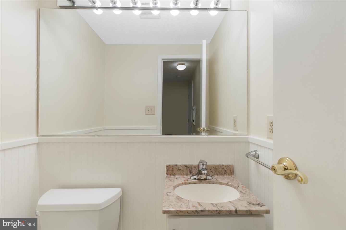 2904 BLUE ROBIN CT, OAK HILL, Virginia 20171, 5 Bedrooms Bedrooms, ,2 BathroomsBathrooms,Residential,For sale,2904 BLUE ROBIN CT,VAFX2249904 MLS # VAFX2249904