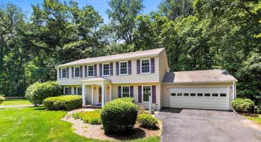 2904 BLUE ROBIN CT, OAK HILL, Virginia 20171, 5 Bedrooms Bedrooms, ,2 BathroomsBathrooms,Residential,For sale,2904 BLUE ROBIN CT,VAFX2249904 MLS # VAFX2249904