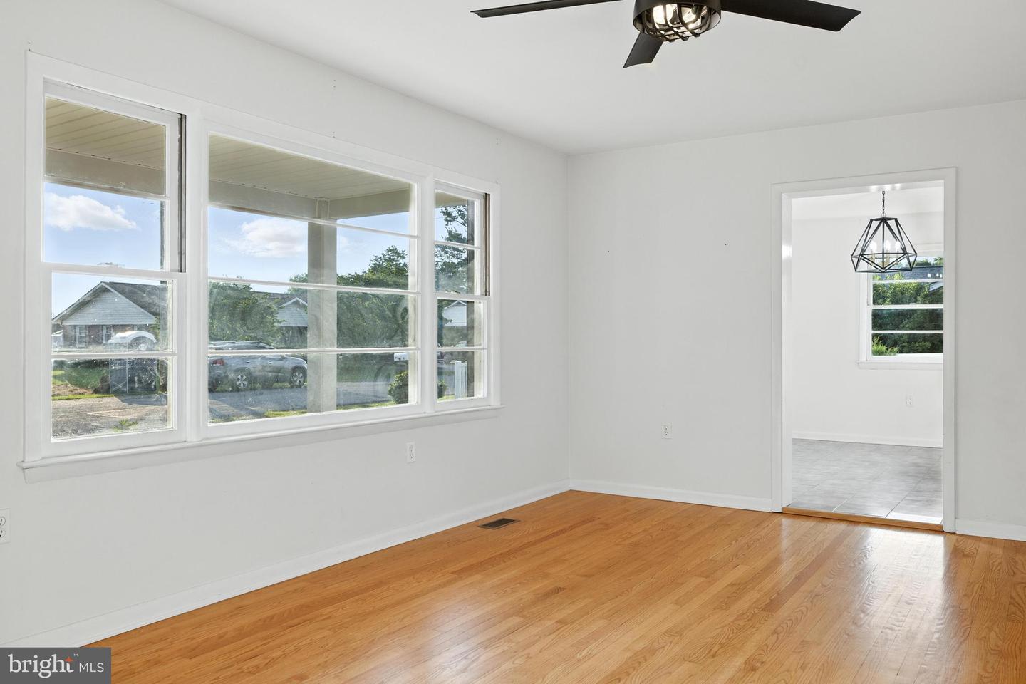 6 CHARLES ST, LURAY, Virginia 22835, 3 Bedrooms Bedrooms, ,2 BathroomsBathrooms,Residential,For sale,6 CHARLES ST,VAPA2005074 MLS # VAPA2005074