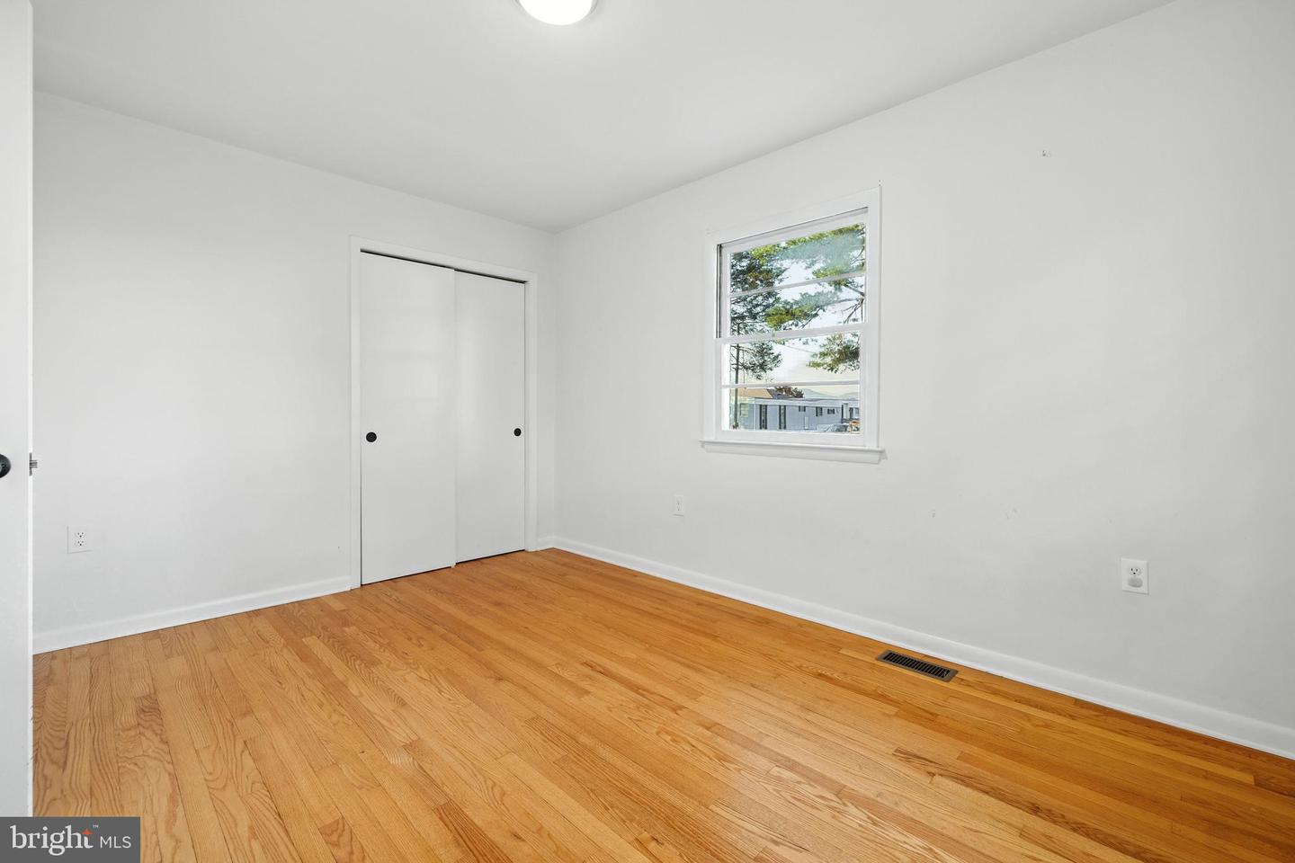 6 CHARLES ST, LURAY, Virginia 22835, 3 Bedrooms Bedrooms, ,2 BathroomsBathrooms,Residential,For sale,6 CHARLES ST,VAPA2005074 MLS # VAPA2005074